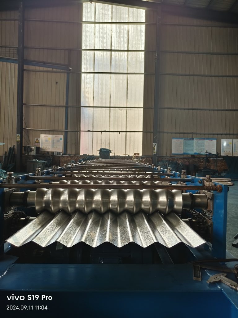 Corrugated Color Steel Roll Forming Machine